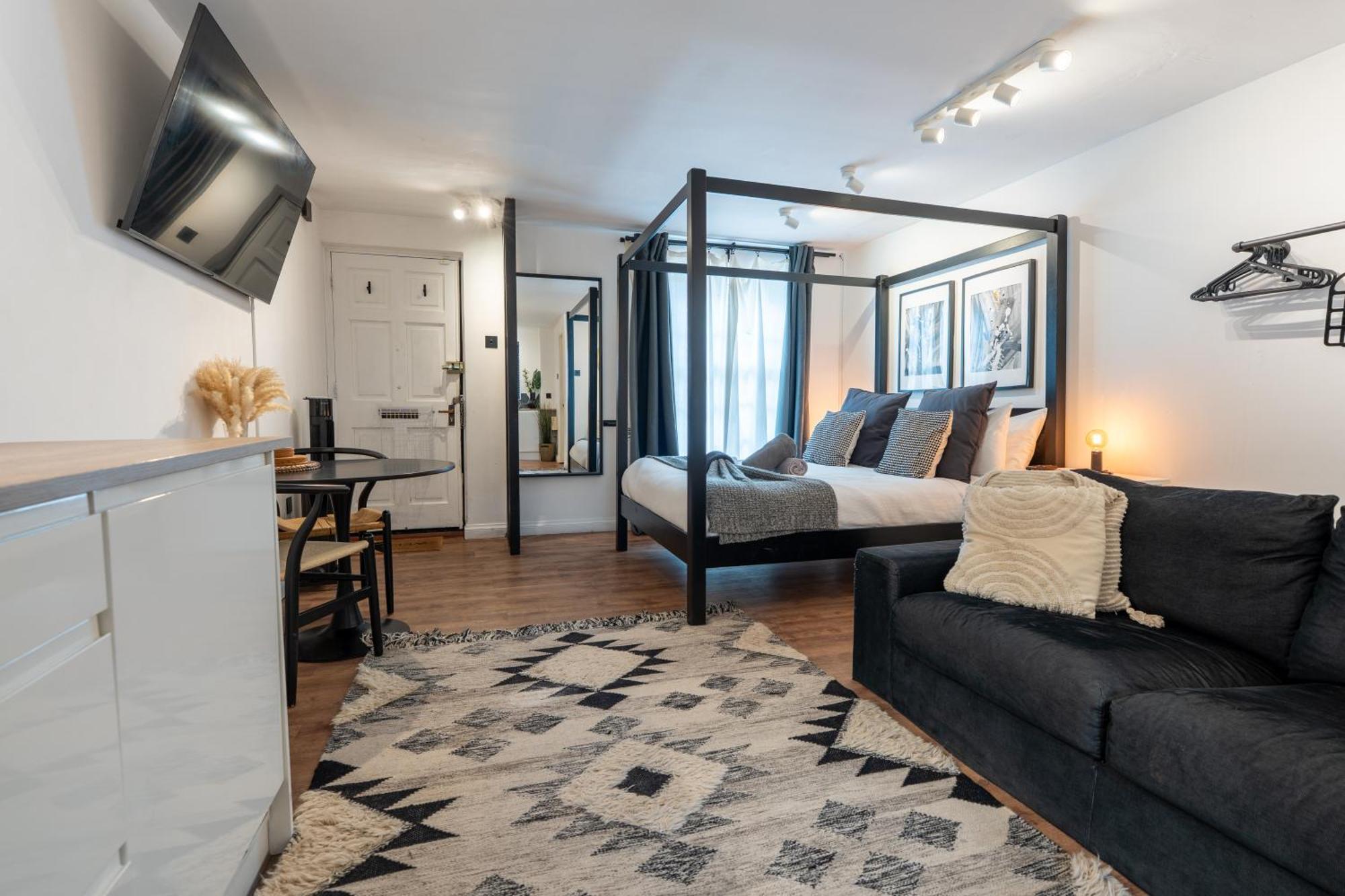 Ultra Modern Apartment, In Appartamento Exeter