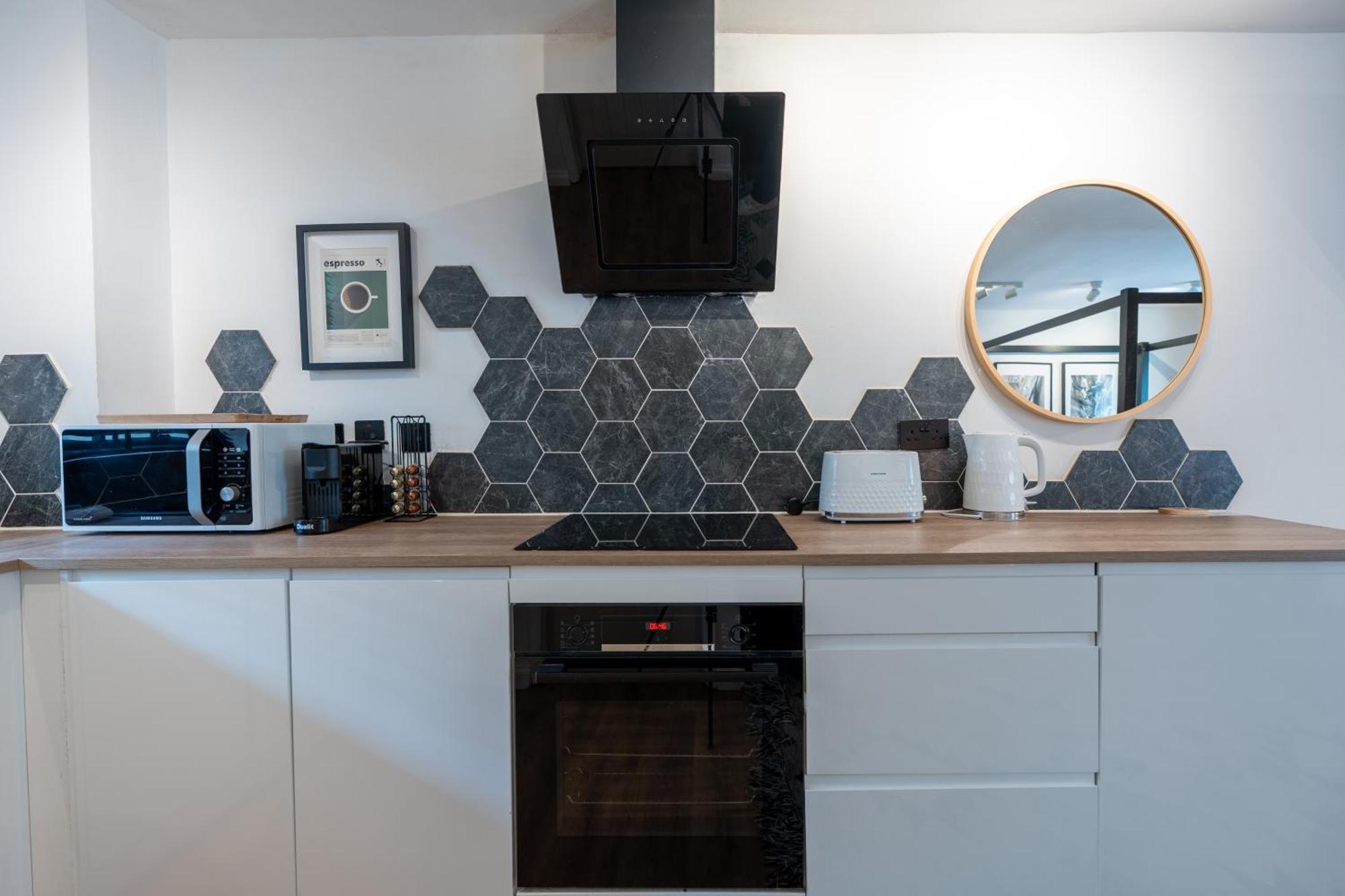 Ultra Modern Apartment, In *