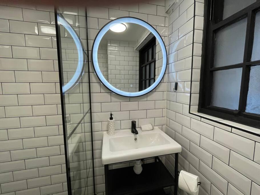 Ultra Modern Apartment, In Apartamento *
